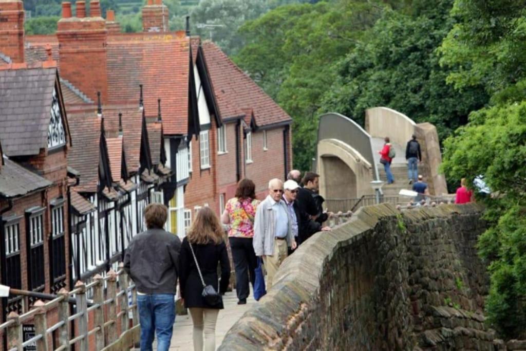 Spacious Duplex 2 Bed Apartment Central Location By Canal - Chester Uk Exteriör bild